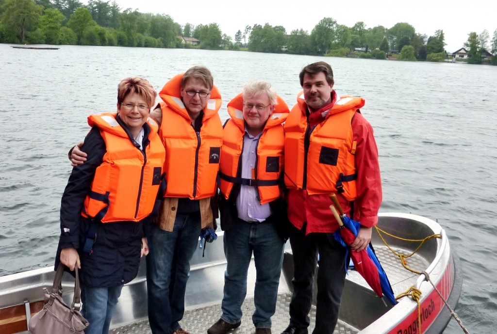 Die SPD Selm und der Bundestagskandidat Michael Thews freuen sich auf die Fahrt mit der DLRG Ortsgruppe Selm auf dem Ternscher See