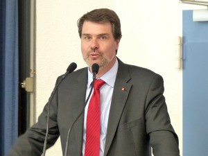 Michael Thews eröffnet die 150 Jahr Feier der SPD Lünen