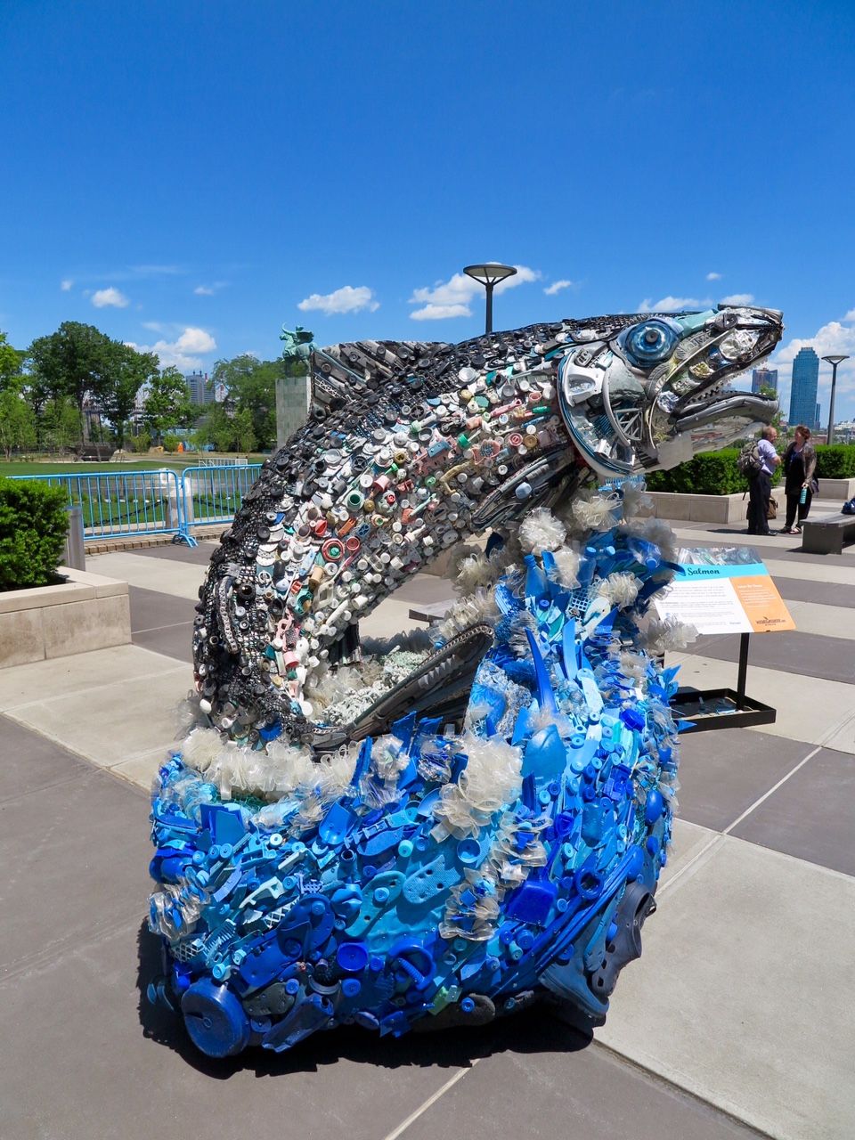 Kunstwerk Ozean-Müll in New York 02