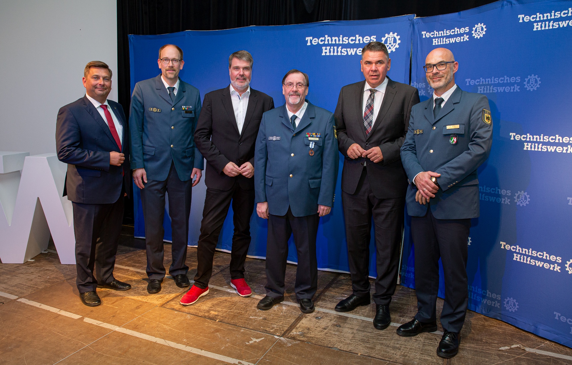 gruppe-mit-m-thews_hp